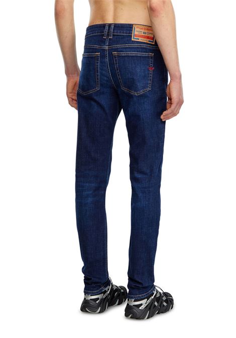 Jeans 1979 trencher (32 cm.). DIESEL |  | A03595-09J17 32CM01